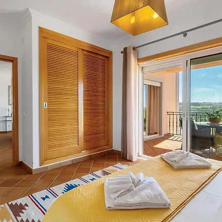 Sunset Apartment *